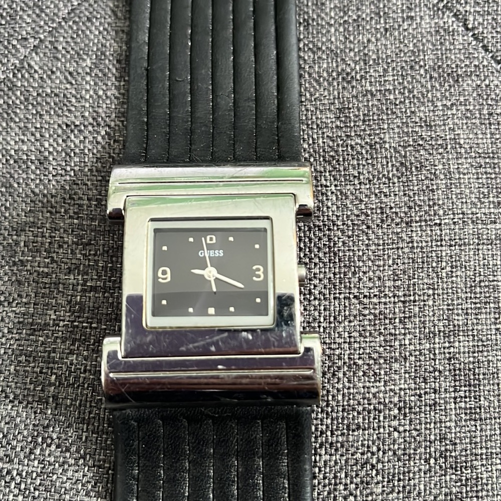 Guess watch - Picture 2 of 3